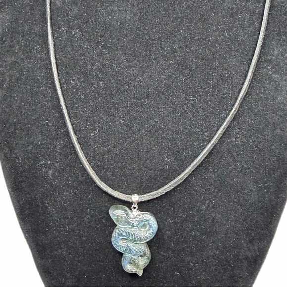 Laborite snake necklace handmade leather cord - Picture 4 of 8